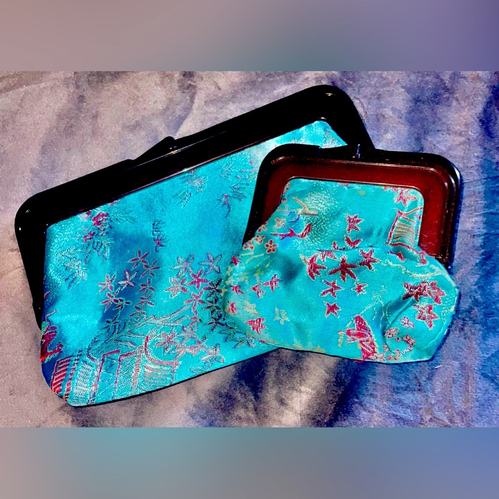 Vintage Asian brocade clutch & matching change purse with lucite handles